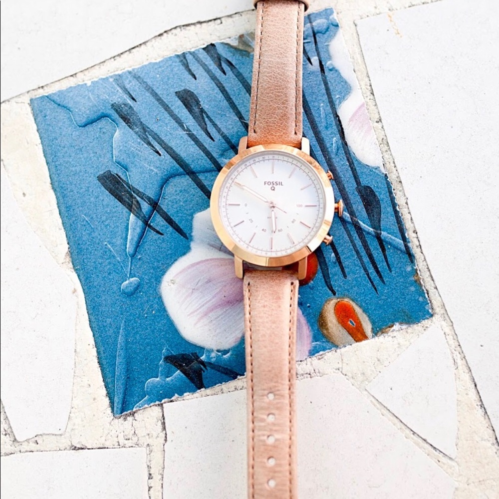 FOSSIL ROSE GOLD WATCH